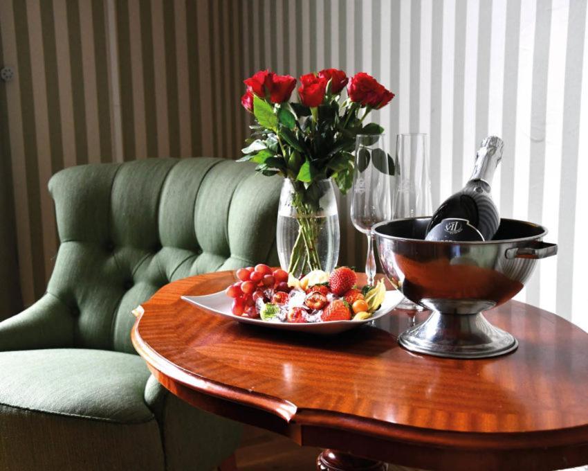Kisa Waerdshus & Hotell Exteriér fotografie